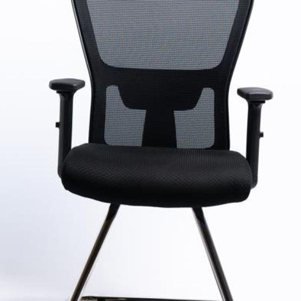 Model Melano visitor